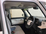 たとえばダイハツのお店にある、たくさんのスマアシ搭載車は、正常に作動する事をしっかり確認します。