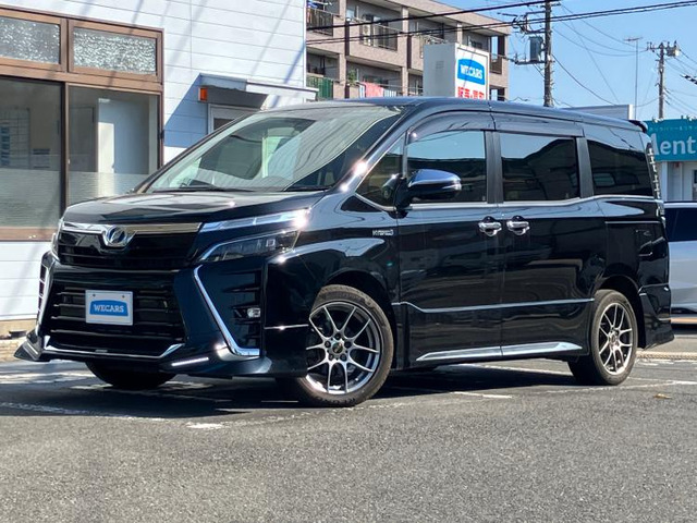 ヴォクシー1.8 ハイブリッド ZS 煌II