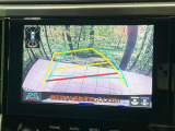 【バックカメラ】駐車時に後方がリアルタイム映像で確認できます。大型商業施設や立体駐車場での駐車時や、夜間のバック時に大活躍!運転スキルに関わらず、今や必須となった装備のひとつです!