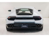 Transparent Engine Bonnet with carbon forged engine bay