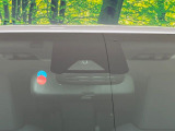 【トヨタセーフティセンス】走行中に前方の車両等を認識し、衝突しそうな時は警報とブレーキで衝突回避と被害軽減をアシスト。より安全にドライブをお楽しみいただけます。
