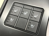 【シートベンチレーション】夏場は涼しい風でお尻や背中の熱やムレを防ぎ、冬はエアコンよりも早く温まってポカポカに!季節を問わず快適に過ごせます。