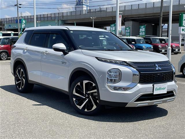 アウトランダーPHEV 2.4 G 4WD 4WD 修復歴無し