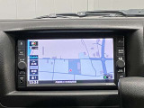 日産純正メモリーナビ(MJ120D-W)です。クリアな画質を楽しんでいただけるフルセグ地デジTVなど、書ききれないほどの機能が満載です。