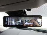 荷物や人の頭等で後ろが見えなくても安心!カメラで確認できるスマートルームミラー!!