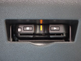 ETC車載器が装備されております。お車の登録後、セットアップを完了してから納車させていただきます。カードをご用意いただければ使用いただけます。