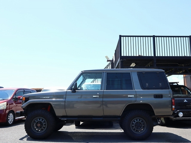 りー トヨタ ランドクルーザー70 4.2 ZX ディーゼル 4WD の中古車詳細
