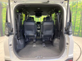 普段のお買い物や通勤、送迎等に十分な荷室スペースを確保しております。セカンドシートを倒すと、大きな荷物の積載も可能です♪
