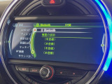 ●Bluetooth:お手持ちのスマートフォンなどと接続し、ハンズフリー通話や臨場感溢れるミュージック再生をお楽しみいただけます。無線接続ですので煩わしさもありません♪