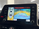【パノラミックビューモニター】専用のカメラにより、上から見下ろしたような視点で360度クルマの周囲を確認することができます☆死角部分も確認しやすく、狭い場所での切り返しや駐車もスムーズに行えます。