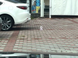 【ヘッドアップディスプレイ】現在の速度や走行情報をデジタル表示で運転席前方のガラスに投影!運転中、目線をずらさず必要な情報を確認できるのでとっても便利で安心!