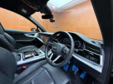Q7 45 TFSI クワトロ 4WD アダプティブエアサスペンション 本革シート
