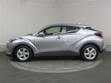 C-HR ハイブリッド 1.8 S LED パッケージ