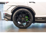 Rims Pelope 23  Shiny Black with Titanium wheel bolts