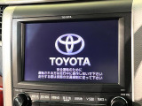 【メーカー純正ナビ】インテリアに溶け込むスタイリッシュな「専用設計」メーカーナビを装備♪視認性や操作性など基本性能にも優れ、より上質なカーライフをお楽しみいただけます。