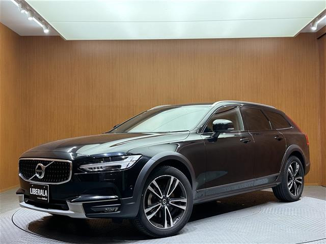 V90クロスカントリー D4 AWD サマム ディーゼル 4WD 4WD 本革シート