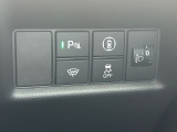 運転席操作部スイッチの画像です。
