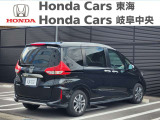 フリード 1.5 ハイブリッド クロスター 