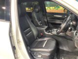 運転席シート廻りは使用感も少なく、良好な状態となっています。丁寧に使われていたことがよくわかりますね。