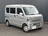 展示場に無いお車でも、全国の日産ディーラーの車が店内で検索できます。(GET-U検索システム) また日産ディーラーなのでもちろん新車のご相談も承ります。