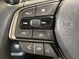 【ステアリングスイッチ】運転中、前方から目線をそらすことなく、オーディオ等の操作が可能な便利機能!安心&快適なドライブを演出してくれます♪