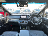 Honda車が初めての方にも扱いやすく分かりやすいインパネ周りと各種スイッチ類です。