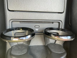 店舗にて現車の確認もいただけますので、お電話で在庫のご確認の上是非ご来店くださいませ。
