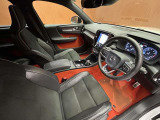 XC40 T4 AWD Rデザイン 4WD 4WD サンルーフ
