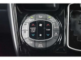 運転席と助手席でそれぞれお好みの温度設定が可能です。便利です♪