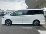 ヴォクシー 2.0 ZS 煌 
