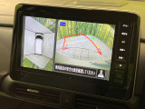 【アラウンドビューモニター】専用のカメラにより、上から見下ろしたような視点で360度クルマの周囲を確認することができます☆死角部分も確認しやすく、狭い場所での切り返しや駐車もスムーズに行えます。