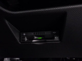 トヨタ認定中古車保証付!(1年間、距離無制限 HV車はHV保証付) 別途延長保証もご用意しております♪ ぜひ現車を確認にご来店ください