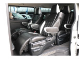 ハイエース 2.7 GL ロング ファインテックツアラー 4WD 