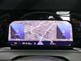 デジタルメーターは表示を変えることが出来ます。地図をメーターのセンターに表示することも可能です。