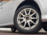 弊社では、全車『修復歴なし』のお車のみ取り扱っております。専任バイヤーによる厳選した仕入れの後、入庫後の車両チェックを行い、ネクステージが認定した高品質な中古車をご提供しております。