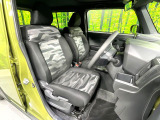 運転席シート廻りは使用感も少なく、良好な状態となっています。丁寧に使われていたことがよくわかりますね。
