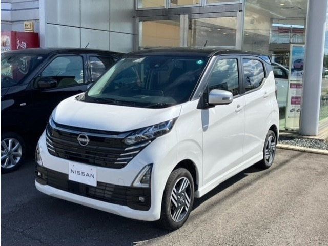 デイズ ハイウェイスターX アーバンクロム 4WD 