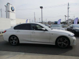 当社の新車販売下取車を多く扱っております。しっかりと整備され、大切に乗られた認定中古車を是非ご覧ください。営業スタッフ4名事務1名で毎日元気に営業しております。お気軽にご来店いただけたら幸いです。