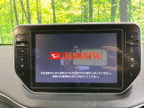 【ナビゲーション】目的地までしっかり案内してくれる使いやすいナビ。Bluetooth接続すればお持ちのスマホやMP3プレイヤーの音楽を再生可能!毎日の運転がさらに楽しくなります!!