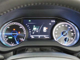 展示車は全てトヨタの車を知り尽くしたエキスパートが基本性能に関わる機能や状態を徹底的にチェックしています。消耗部品の事前交換など法定12ヶ月点検相当の点検・整備を必ず実施しています。