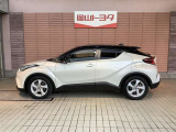 当店は、トヨタディ-ラ-として高品質な中古車を多数取り揃えております!