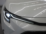 1灯の光源でハイ・ローを切り替えられるBi-Beam LEDランプ。通常ランプの2倍以上明るくロングライフです。