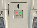 【マツダエマージェンシーコール】エアバッグが展開される衝突事故を車両が検知した場合や、SOSボタンを押した場合に、 緊急通報オペレーターを通じて緊急車両の手配などを行なうことができます。