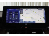 純正ナビです!純正ならではのピッタリと収まった感じが、より一層スタイリッシュな雰囲気を演出してくれます。
