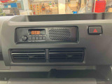 AM/FMラジオが付いています