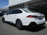 数ある認定中古車の中から群馬BMWプレミアムセレクション前橋をご覧いただきまして誠にありがとうございます。ベテランスタッフがお客様のご質問に丁寧にご回答させていただきますので宜しくお願いします。