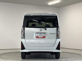 【ご納車前整備】エンジンオイル・オイルエレメント・エアクリーナー・クーラント・バッテリー・ワイパーゴムの徹底したご納車前整備、万が一の時には兵庫県下に23店舗ある弊社が即時に対応させて頂きます。