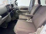 【車内ルームクリーニング済】専門スタッフにより車内はきれいにルームクリーニングを行っております。