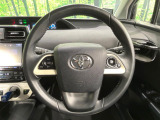 【純正革巻きステアリング】上質な革を使用することで、手にしっかり馴染みとても運転しやすいハンドルです♪