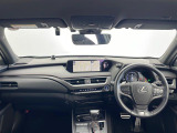 UX 250h Fスポーツ 4WD 本革シート